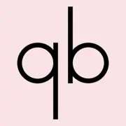 Que Bella logo